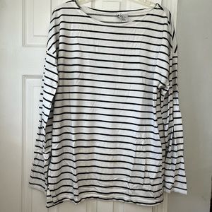 H&M White/black striped long sleeve tee, size large